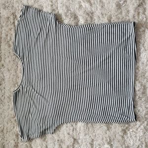EUC Ribbed striped open back shirt
